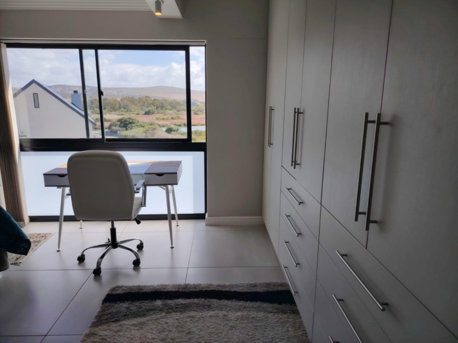 3 Bedroom Property for Sale in Hartenbos Central Western Cape